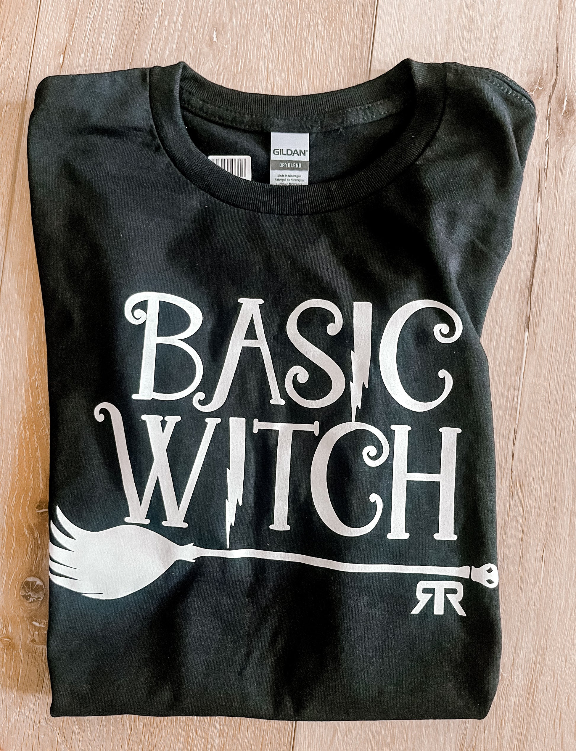 Basic Witch Tee Wildflowers & Denim